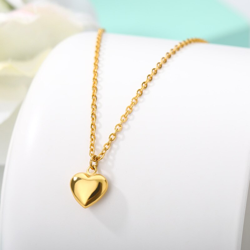 Collar clásico de corazón bañado en oro de 18 kt para San Valentín 